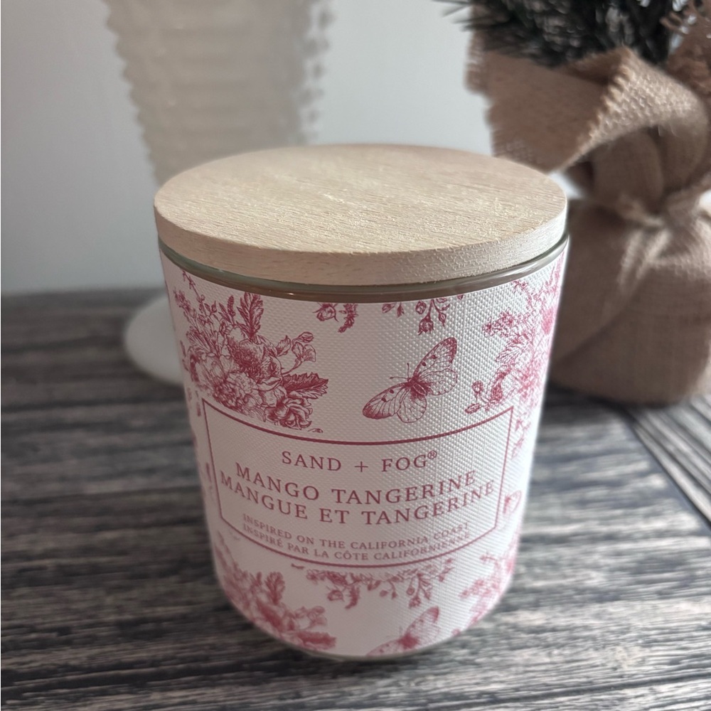 Sand + Fog Mango Tangerine Candle with Wooden Lid